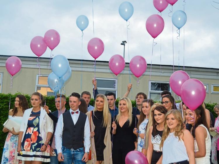 Duiske College: Mol an &Oacute;ige agus Tiocfaidh s&iacute;