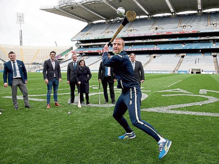 Kilkenny's Henry Shefflin backs Rugby World Cup bid