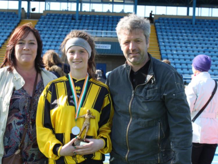 Kilkenny's Jenninfer O'Keeffe, who won Player of the Tournament at the Viking Iner-League Tournament in Waterford, with her parents Alison and Eric O'Keeffe.