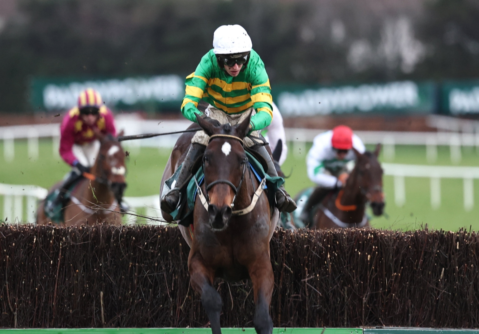 Fact to File on the way to a runaway success in the Paddy Power Irish Gold Cup on Monday.