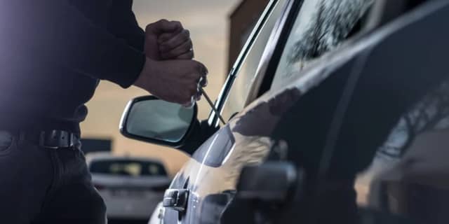 A theft incident took place in Letterkenny on Saturday night
