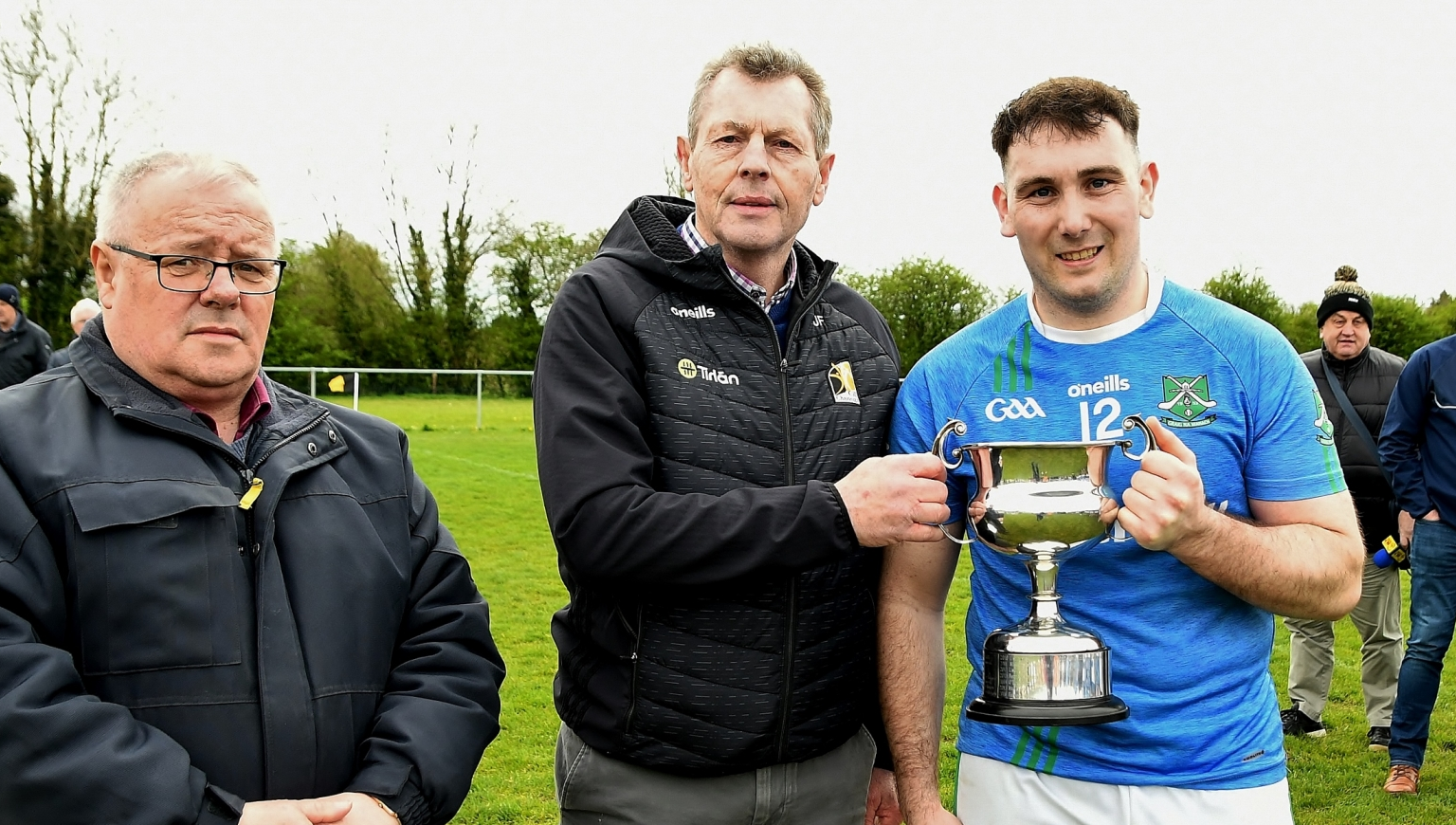 Graignamanagh’s Niall Hayden receives the Junior Championship trophy.  Picture: Willie Dempsey