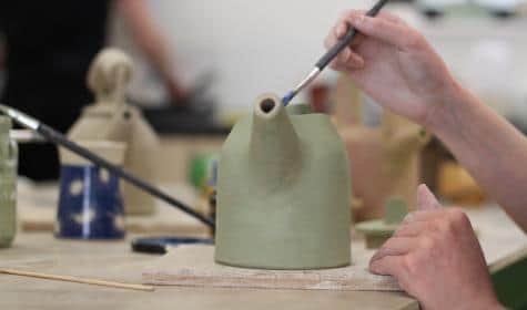 Then I went off and retrained as a primary school teacher and gave up my own ceramics career for ten years. Until I couldn’t ignore ceramics anymore and opened the Clayrooms in January 2022.