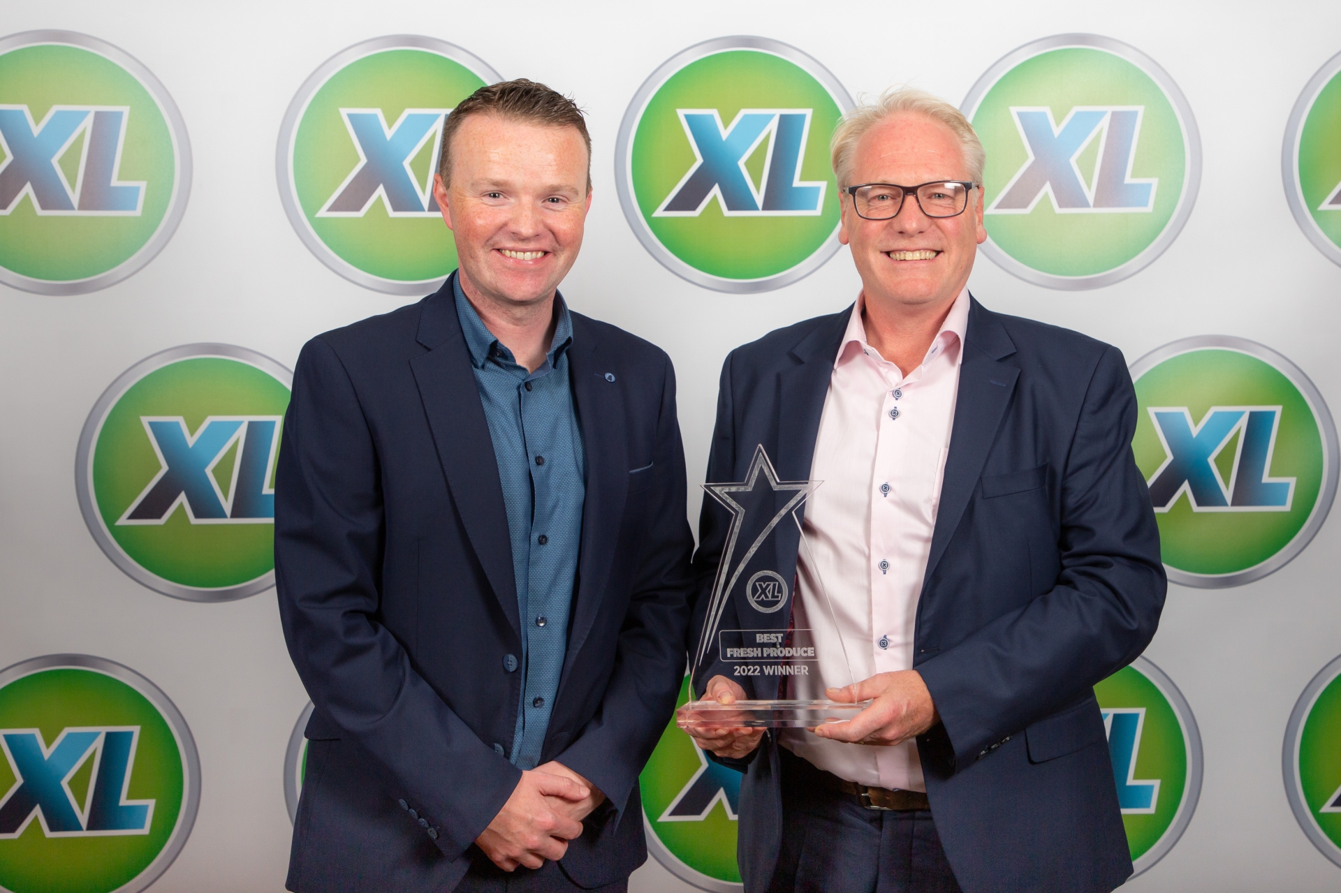Pictured after receiving their prestigious XL Retail Group Award for Best Fresh Produce was Bob Moore with Barry Egerton, XL Development Manager