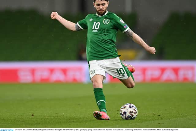 Republic of Ireland footballer Robbie Brady has signed for EFL Championship side Preston North End.