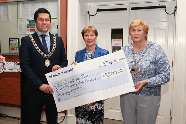 The highly-successful Rogu Fireshow and Fireworks Display over Kilkenny Castle, funded by the Local Live public Performance Scheme 3 in association with Kilkenny Arts Office raised €8,500 for St Vincent De Paul Kilkenny. The Society of St Vincent de Paul fundraises to assist those in need.