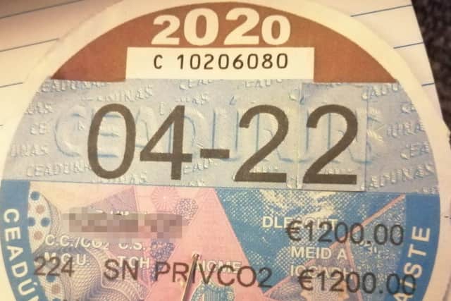 Closer examination of the disc revealed that it had been altered and was in fact the 04/2021 disc with a neatly applied second '2' (see below).