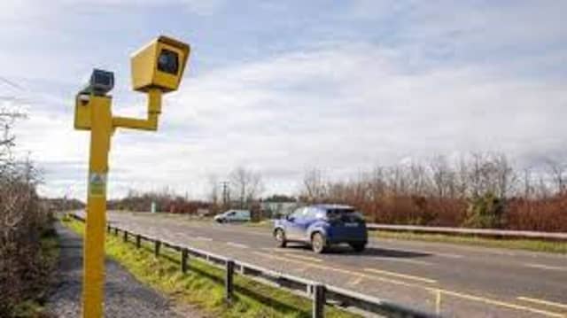 A static speed camera