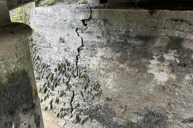 Significant crack in supporting concrete structure on Ferrymountgarrett Bridge in South Kilkenny