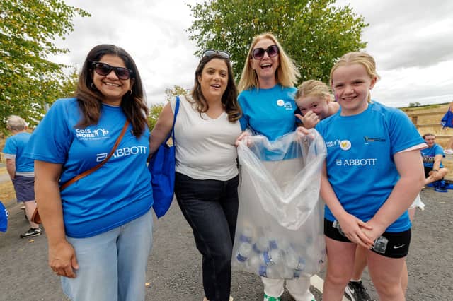 Ketki Sohoni, Eilis Nolan, Elaine Landy and her children