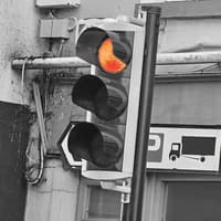 Kilkenny drivers caught breaking red lights as disqualified motorist faces court