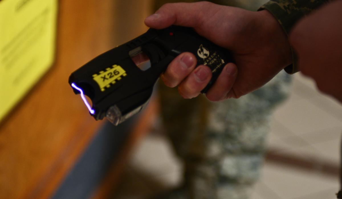 ‘Absolutely worth testing’: Kilkenny TD welcomes Gardaí carrying Tasers 