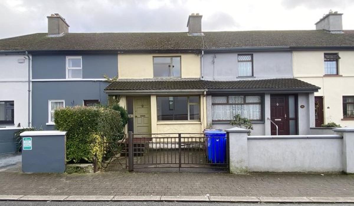 Extended and upgraded 3bed Kilkenny city home for sale click for