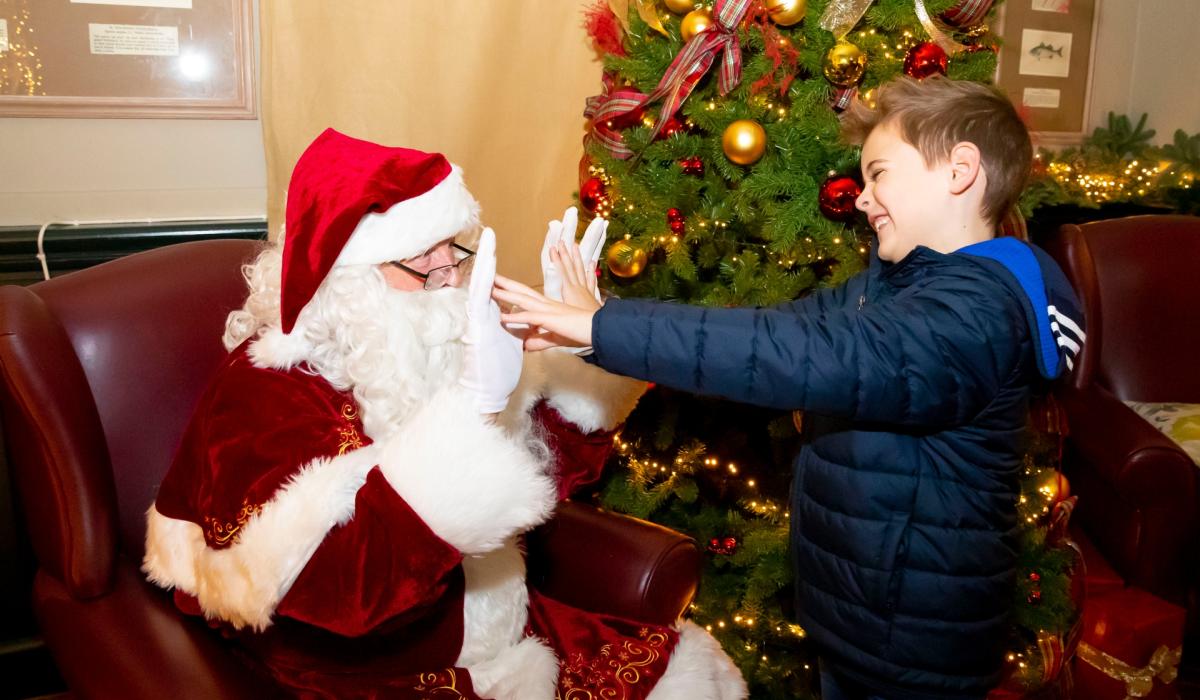 GALLERY Santa gives a warm as Mount Juliet lights up for