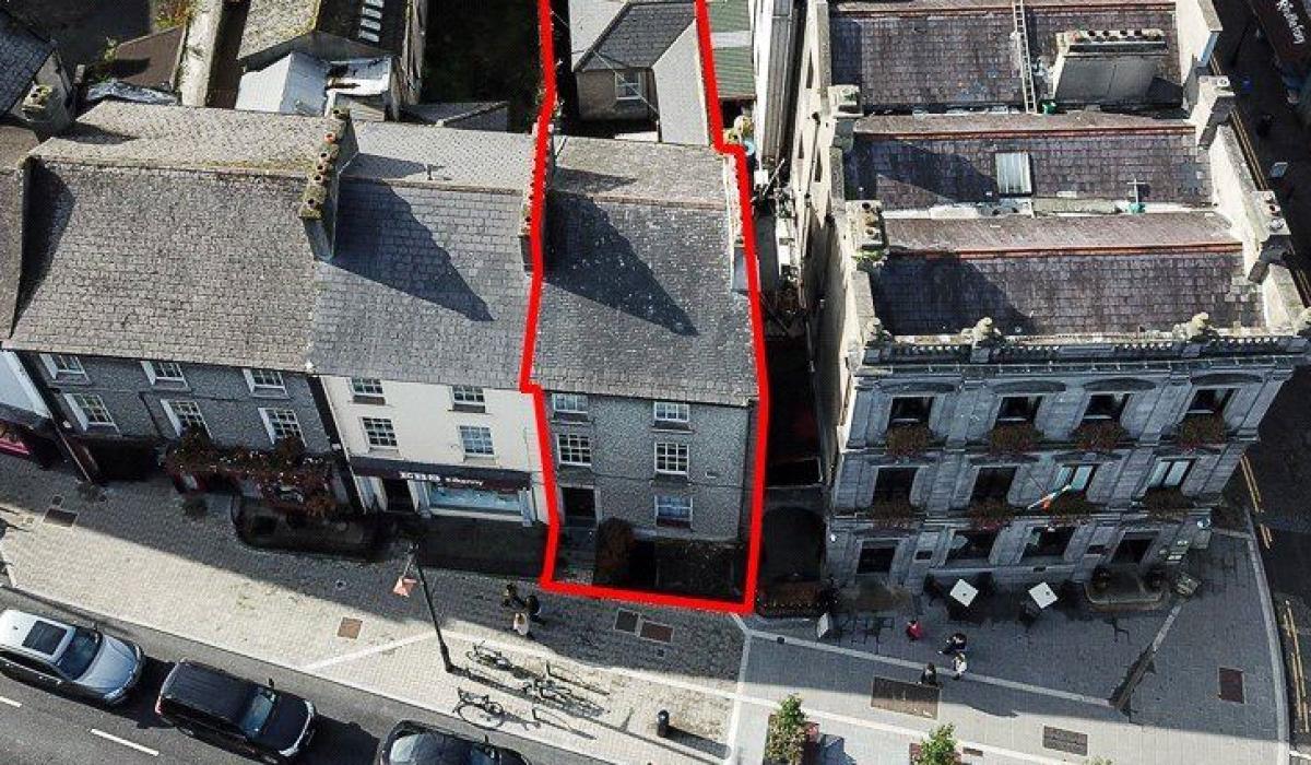 Large townhouse in the heart of Kilkenny city for sale see