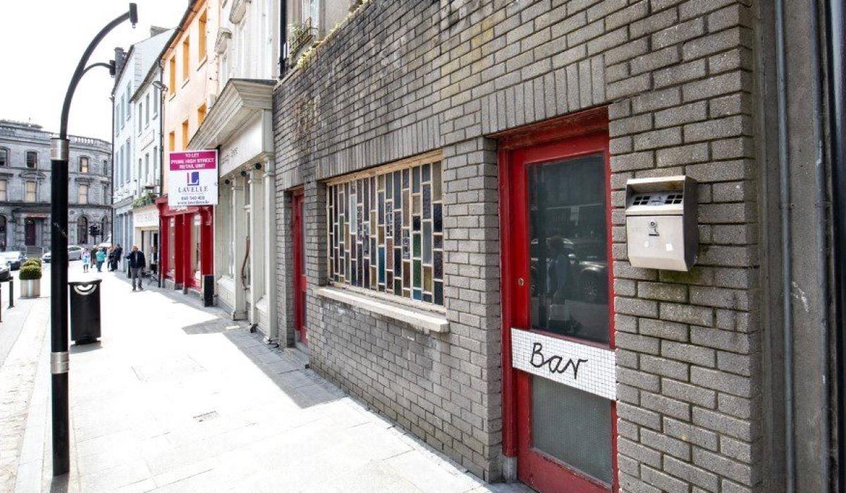 Popular bar for sale in Kilkenny city centre see pictures! Page 1
