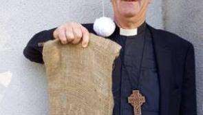 Kilkenny Bishop hangs up Christmas ‘sandbag stocking’ to raise awareness of crisis in South Sudan