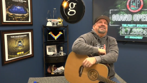 Garth Brooks fans spot 'return to Ireland' detail in star's video amid Croke Park update