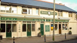 'The embodiment of Cork decency' - Tánaiste pays tribute to famous Cork chipper after closure announcement