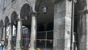 Calls to remove hoarding outside Kilkenny's Town Hall building 