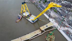 Public can watch final span be lifted in place for new bridge on River Suir tonight - Kilkenny Live