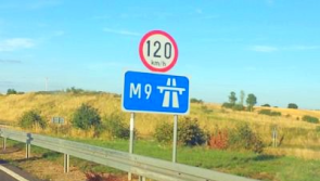 LIVE: Vehicle drives wrong way down Kilkenny motorway amid safety alerts
