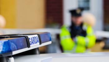 Gardaí search 'several' homes in Kilkenny and one arrested in hunt for escaped detainee