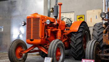Vintage tractor auction