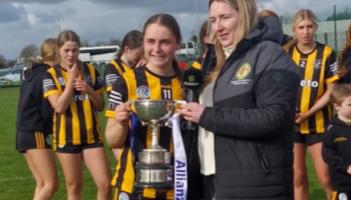 Loreto fend off Ursaline comeback to win junior camogie title
