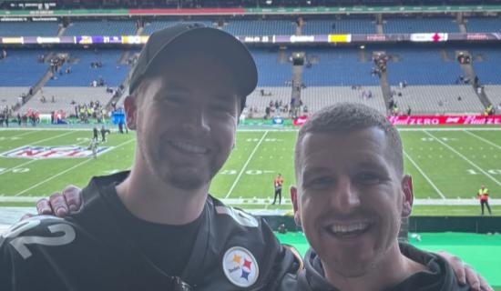 Kilkenny goalkeeper Eoin Murphy meets Premier League shot stopper at big event