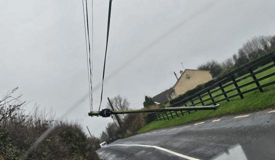 ALERT: Caution advised on Kilkenny road as ESB line almost down