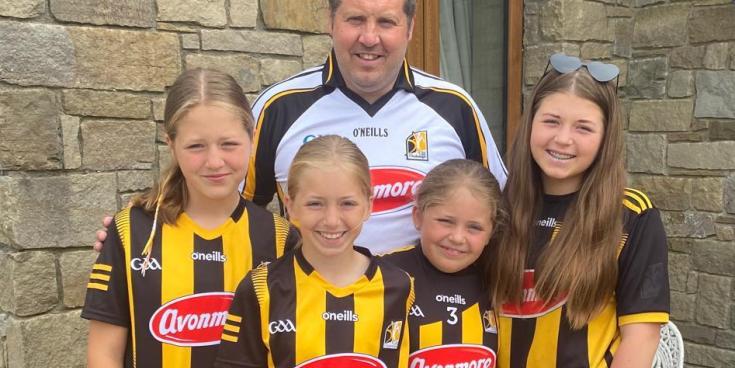 Deputy Peter 'Chap' Cleere with his daughters