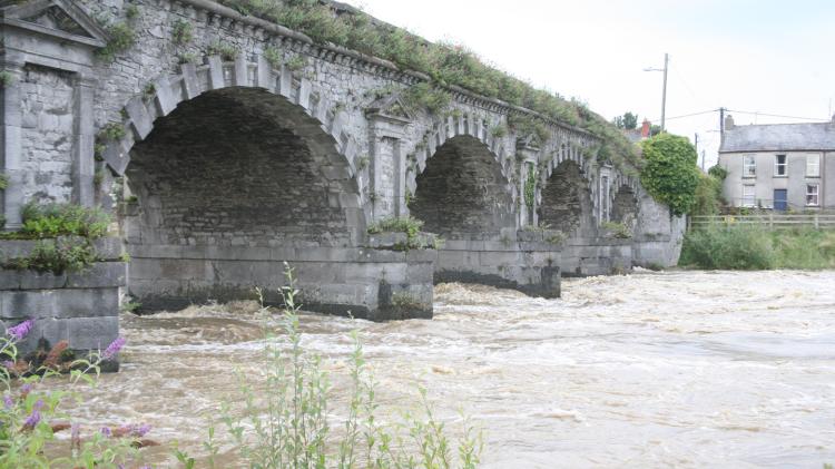 What We Know - Road closed to traffic at Green's Bridge in Kilkenny City