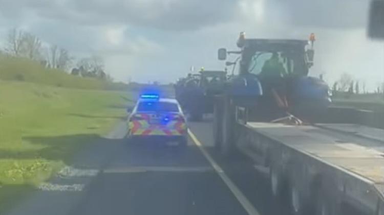 LIVE: Emergency in Kilkenny sees garda&iacute; rush into action amid ongoing protests