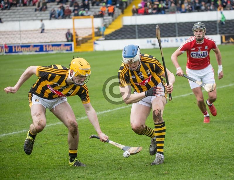 CatsvCork