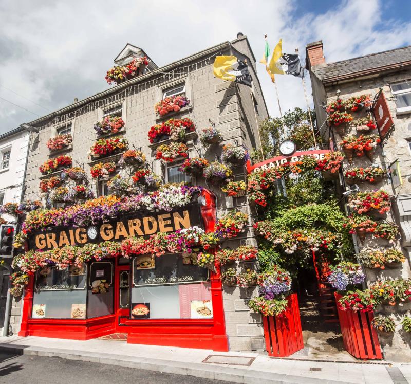 Hanging garden of Babylon, Graignamanagh