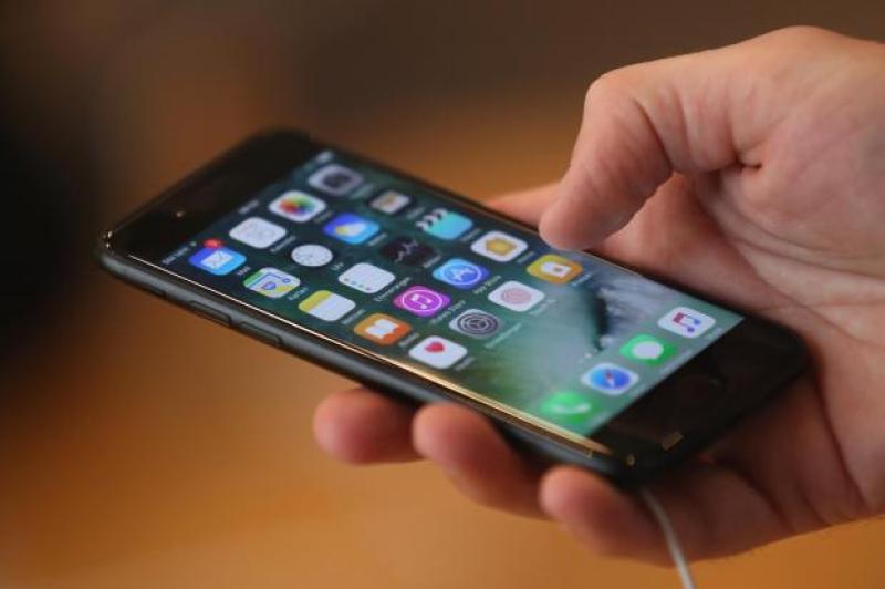 OPINION: Kilkenny people held hostage by mobile devices