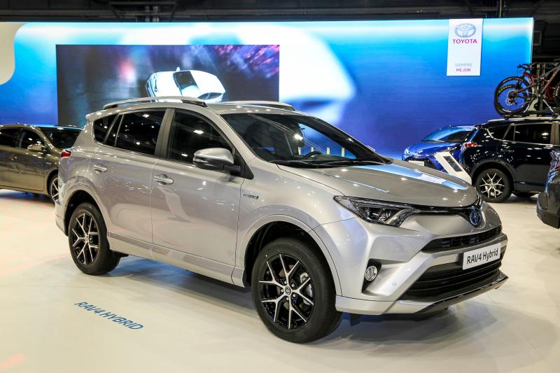 Toyota all set to drive the hybrid road