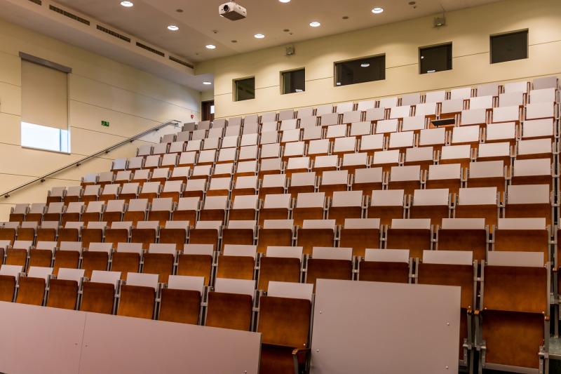 UNIVERSITY  