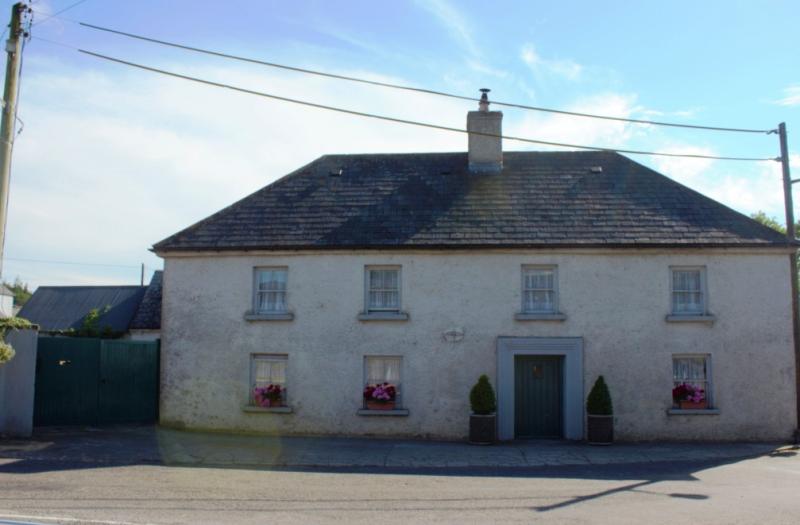 Beautiful ‘Old Farmhouse’ property available in Newmarket
