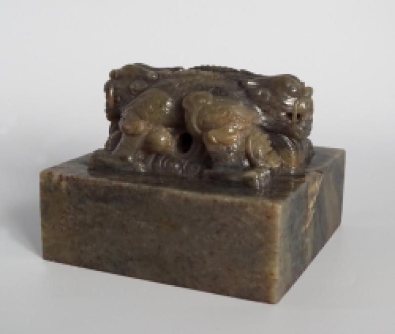 BREAKING - Antique Chinese  green jade seal sold for €280,000 at Sheppards's of Durrow today