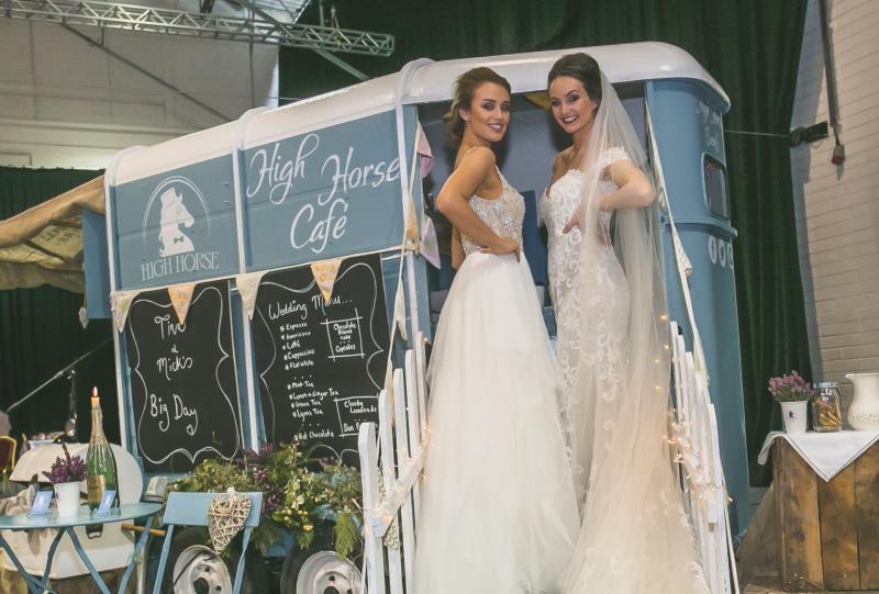 WEDDING EXPO