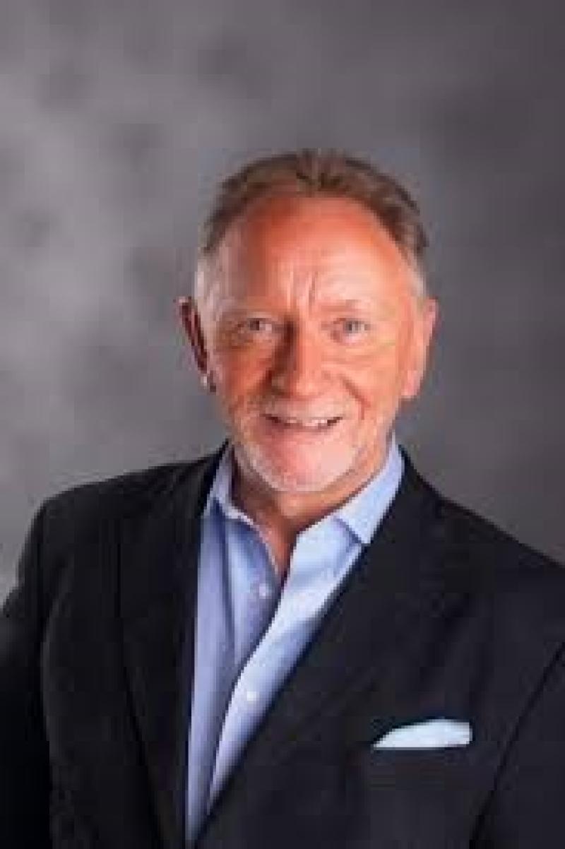 PHIL COULTER
