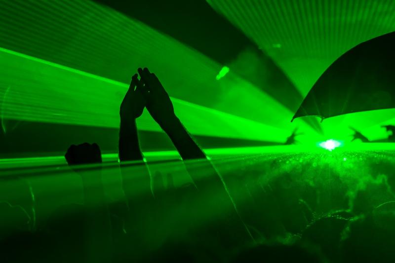 rave