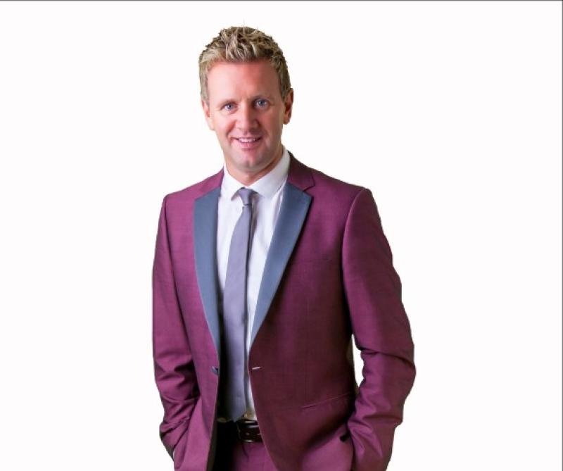SUIT