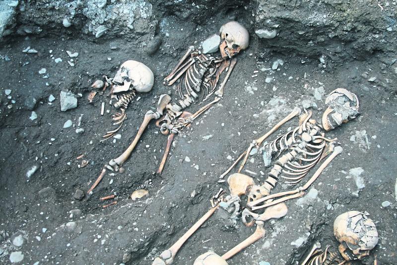 The gripping image of the female skeletons found at the entrance to the Medieval Mile Museum in Kilkenny two years ago which now form part of a fascinating exhibit inside the museum