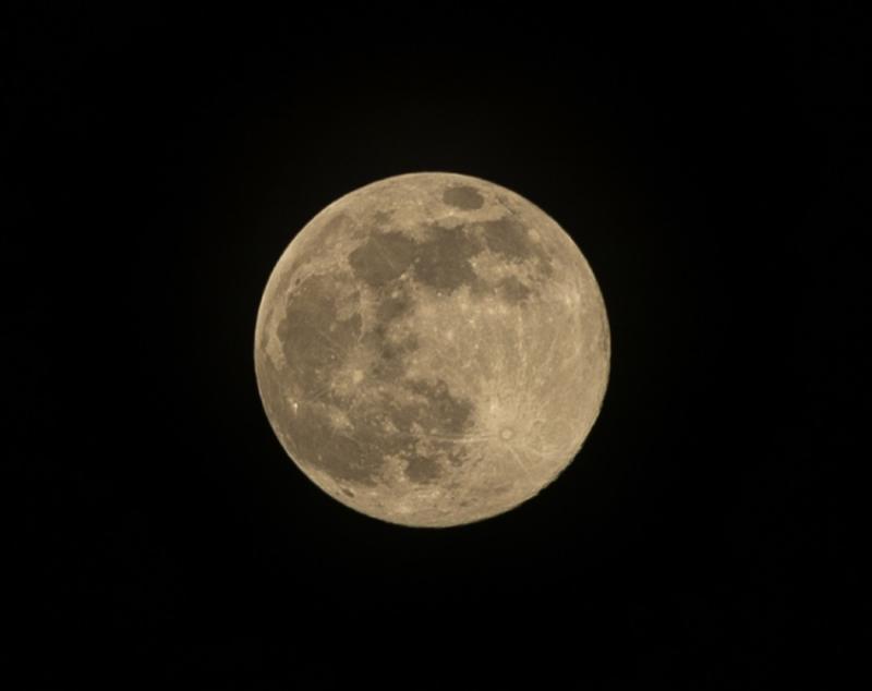 Extra bright 'pink' supermoon to light up Kilkenny skies this evening