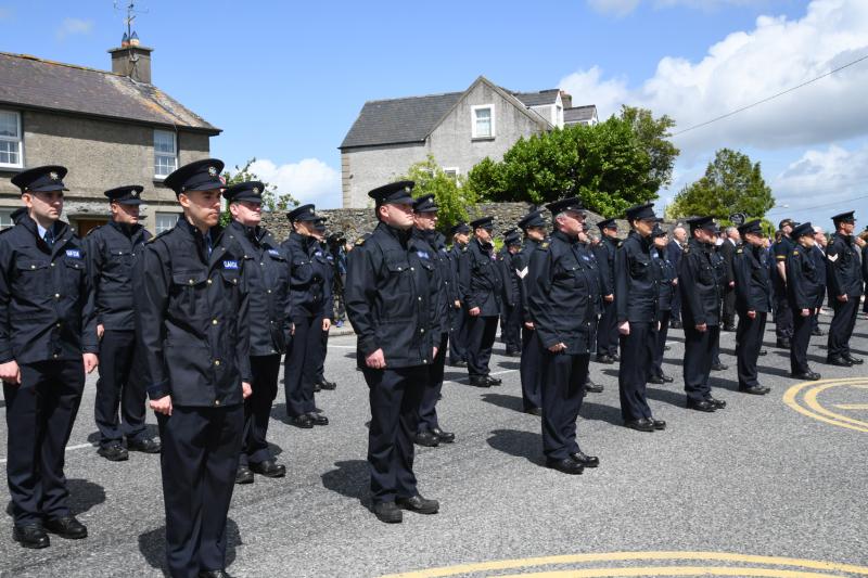 Hundreds gather in Kilkenny to pay their respects to Detective Garda Horkin