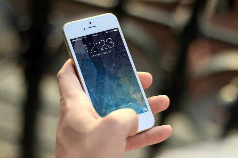 EU planning proposal for legislation on common chargers for mobile phones