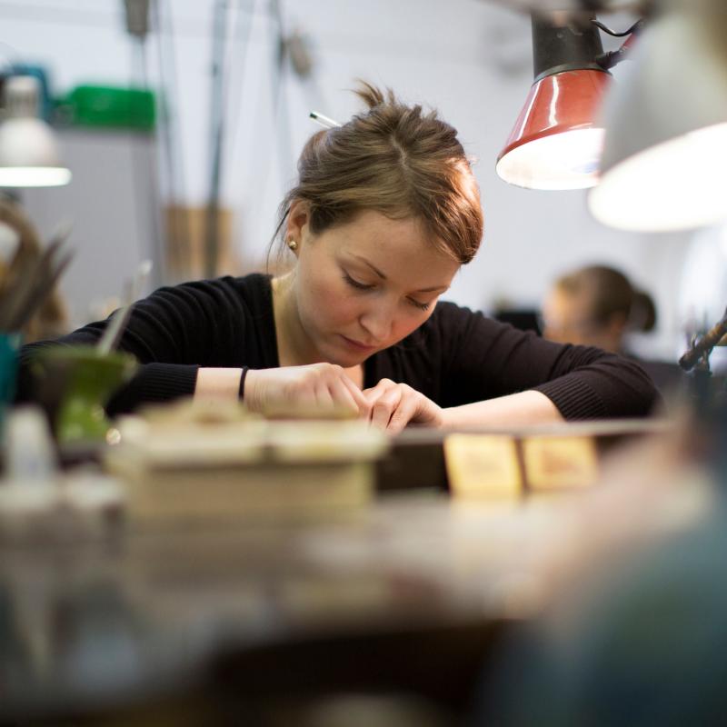 Degree courses in  goldsmithing and ceramics to begin in Kilkenny in 2022  